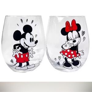 NWT Disney Wine Glasses
